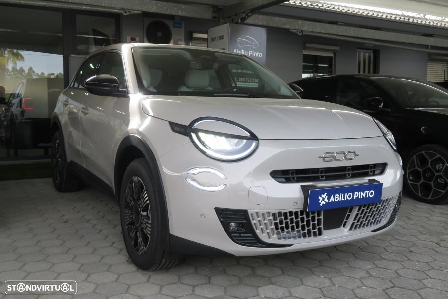 Fiat 600 1.2 Hybrid Icon - 4