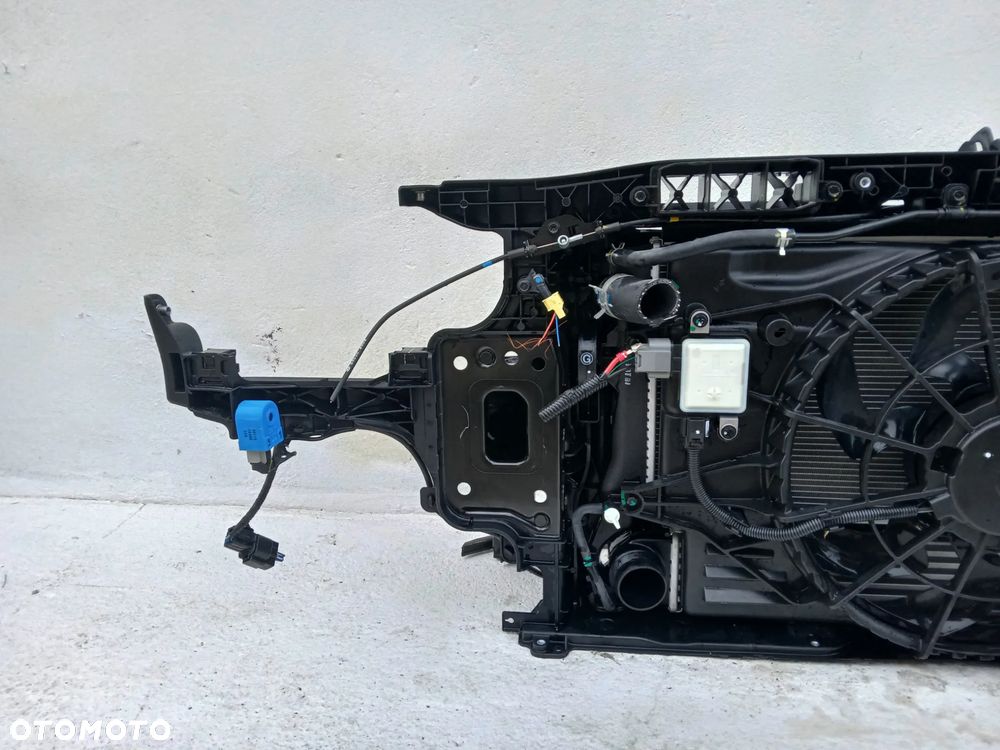 HYUNDAI I30 III- PAS PRZEDNI CHŁODNICE WENTYLA - 6