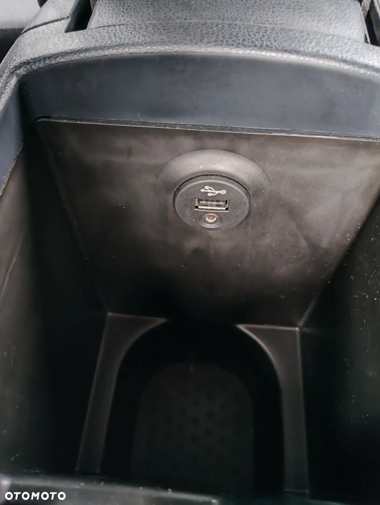 Nissan Qashqai 1.6 visia - 12