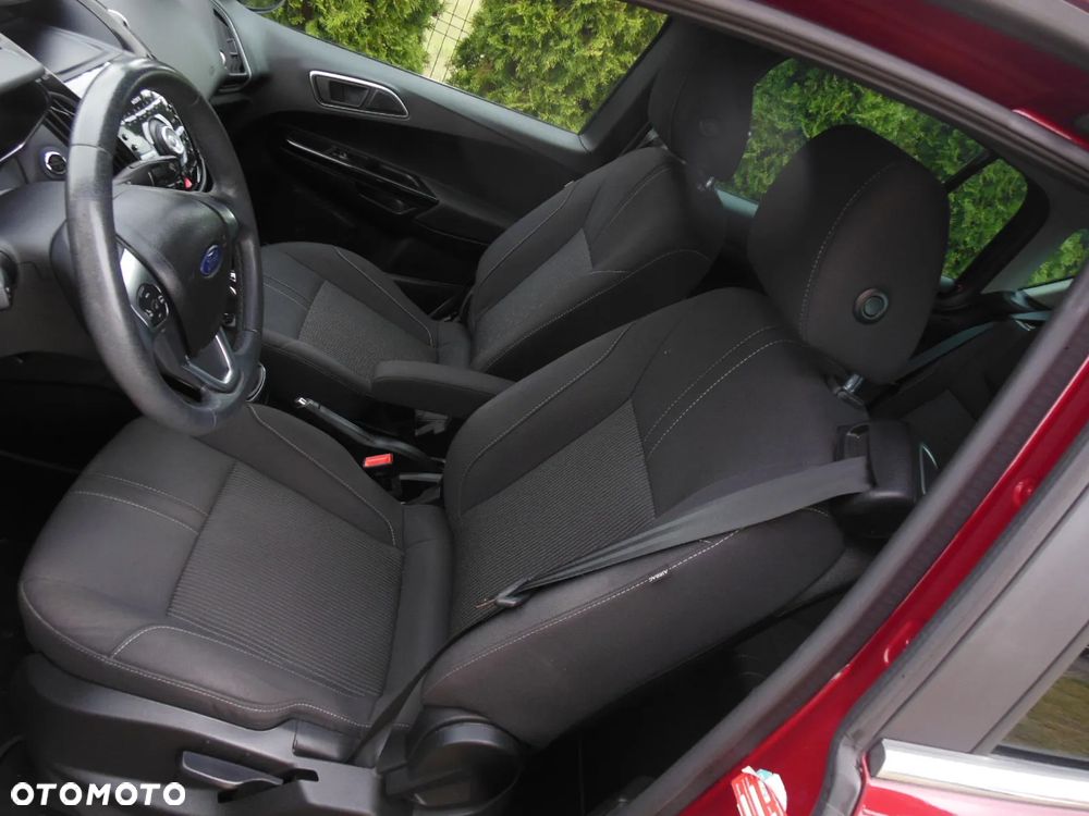 Ford B-MAX 1.0 EcoBoost Titanium - 10