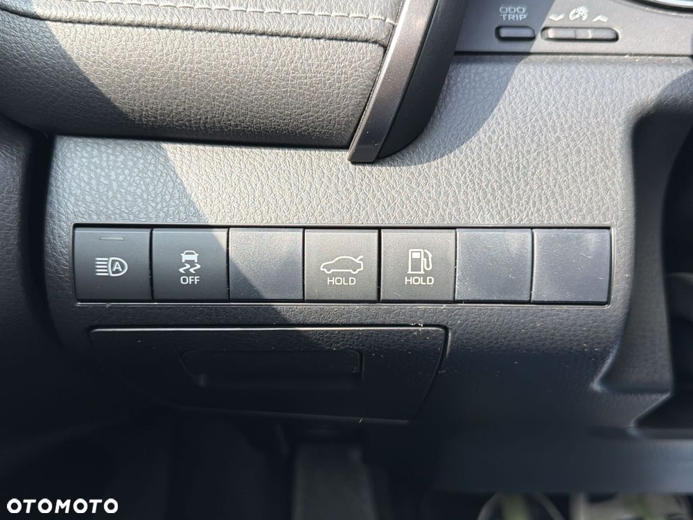 Toyota Camry 2.5 Hybrid Prestige CVT - 13