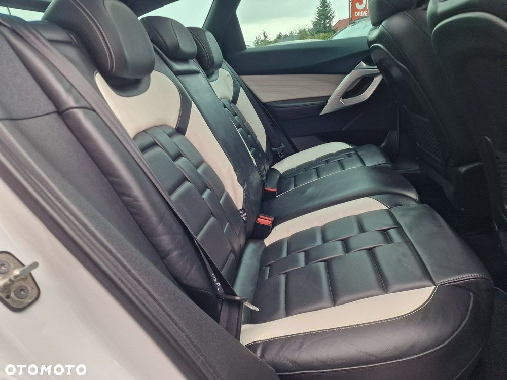 Citroën DS5 2.0 HDi Hybrid4 SportChic MCP - 24