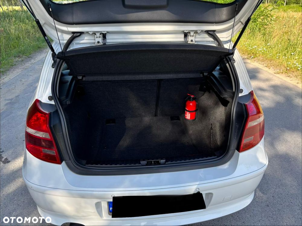 BMW Seria 1 120d DPF - 6