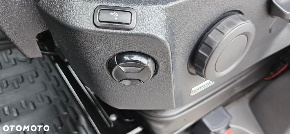 Volkswagen Crafter - 33