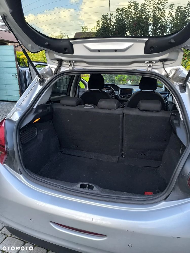 Peugeot 208 1.2 PureTech Active - 9