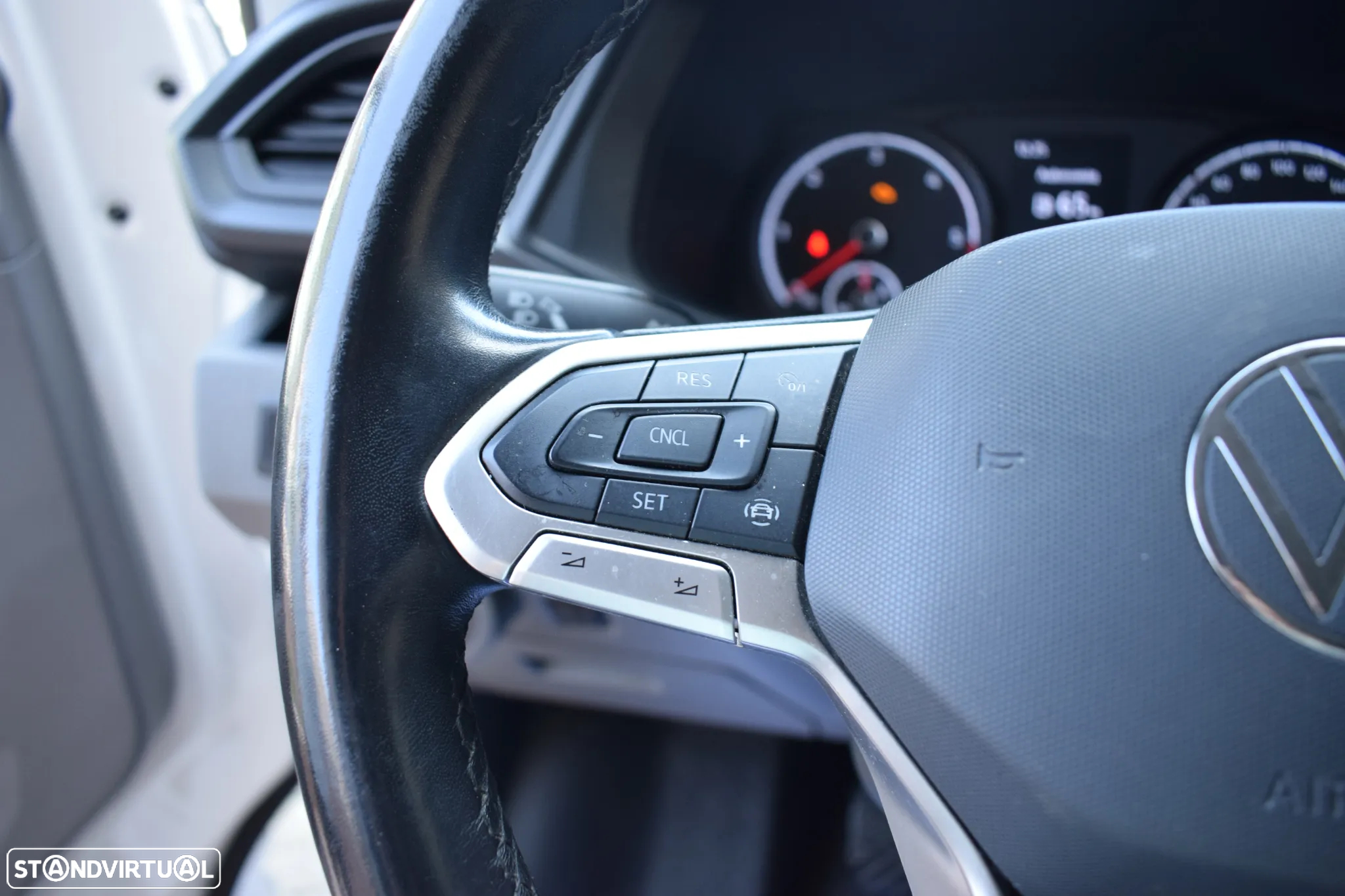 VW Transporter 2.0 Tdi - 9