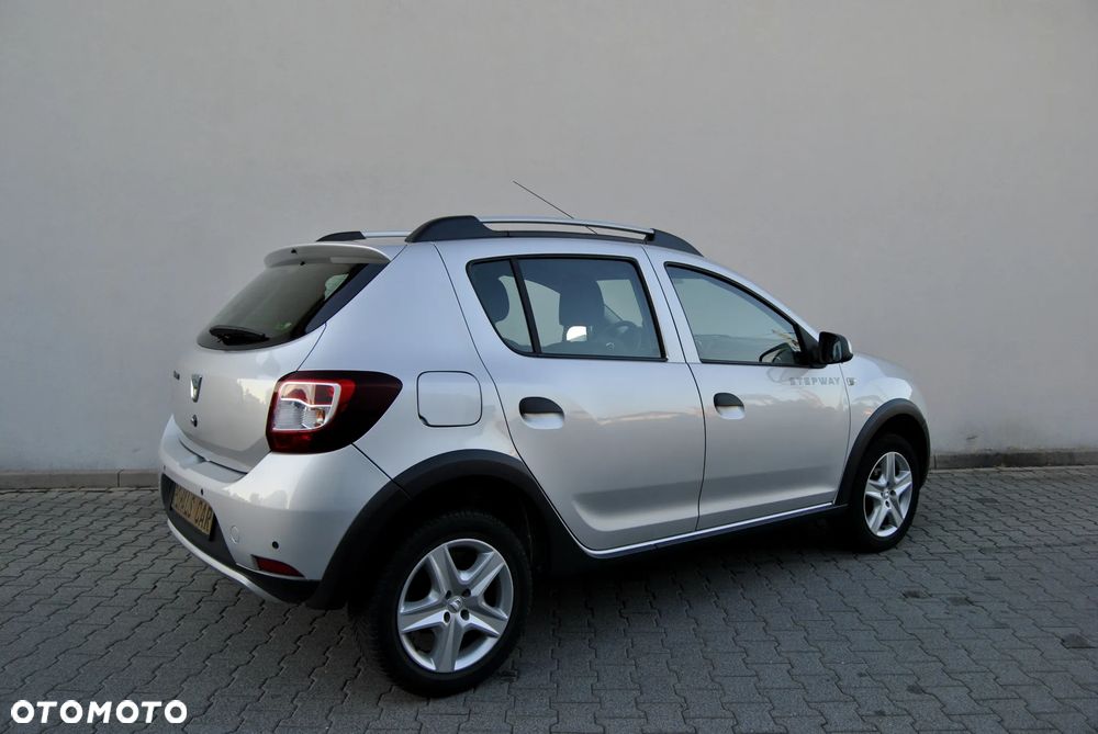 Dacia Sandero Stepway TCe 90 (S&S) Prestige - 9