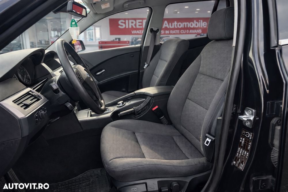 BMW Seria 5 525d Aut. - 9