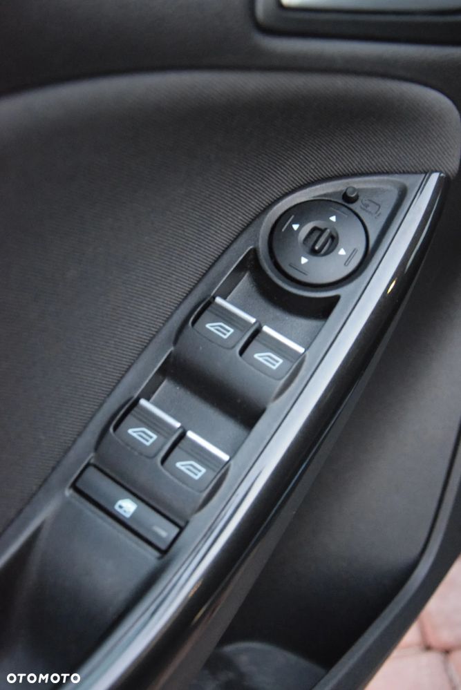 Ford Focus 1.5 EcoBoost Titanium ASS - 15