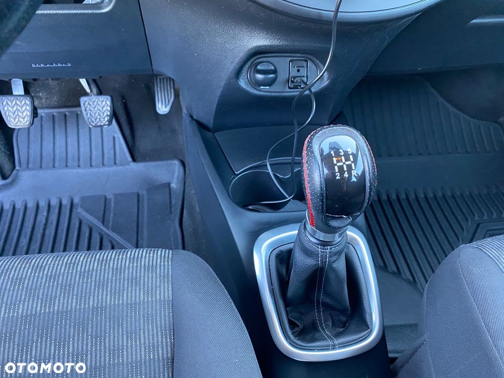 Toyota Yaris 1.0 Active EU6 - 6