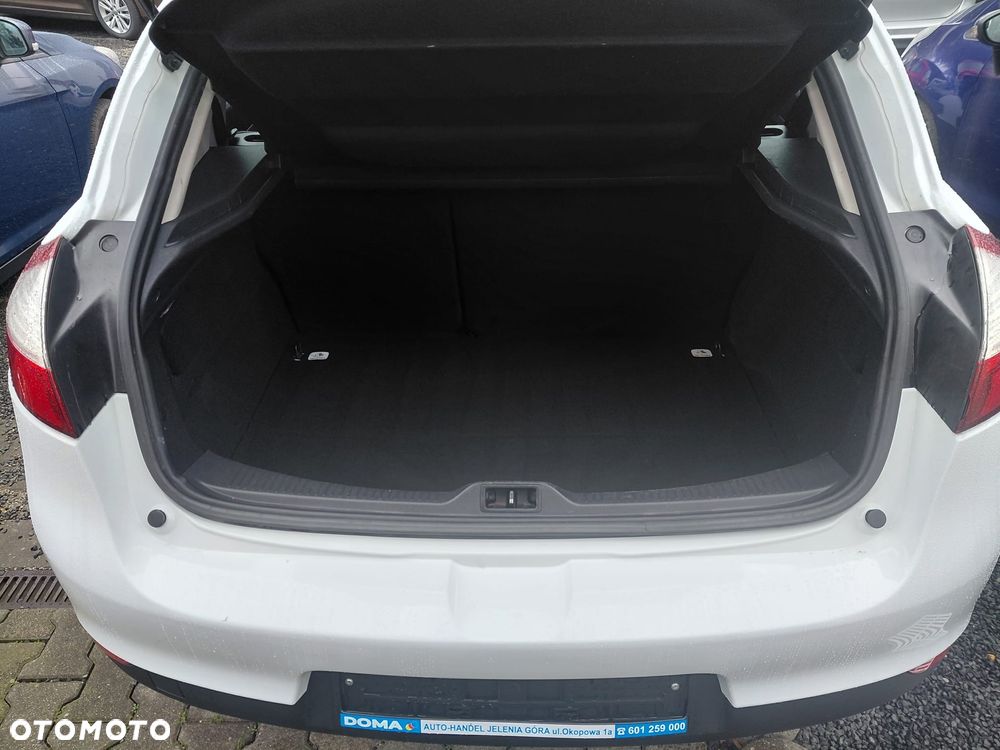 Renault Megane 1.6 16V 110 LIMITED - 12