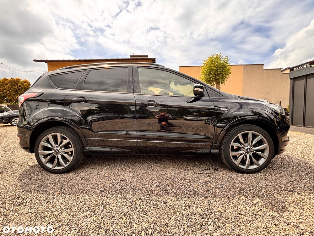 Ford Kuga - 24