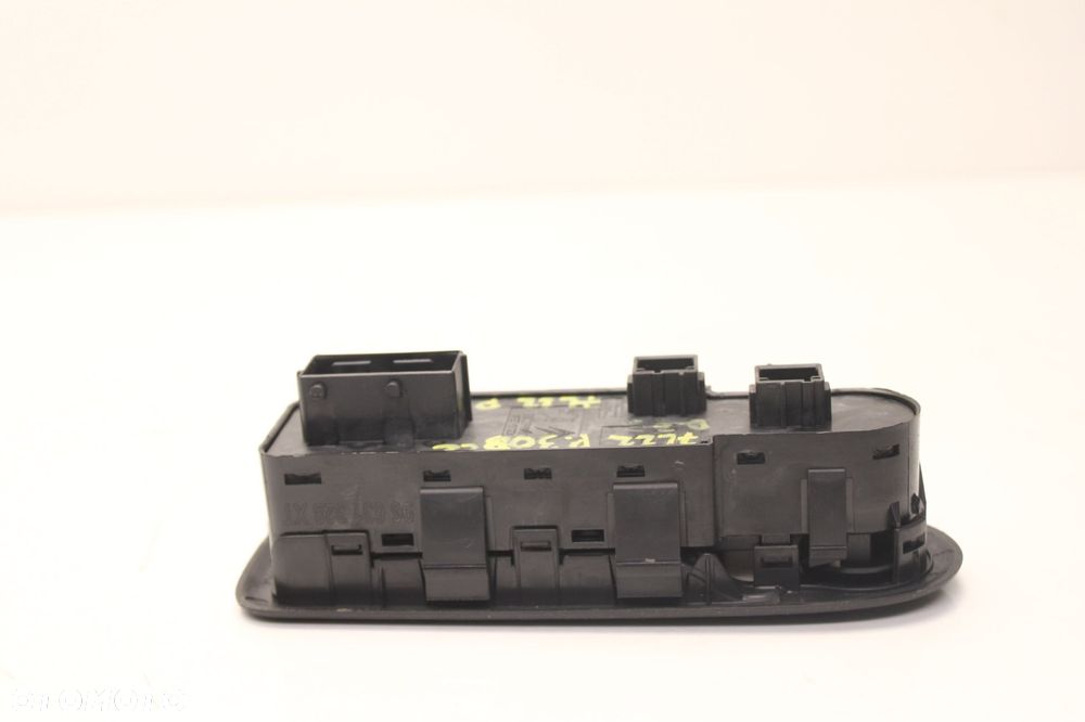 peugeot 308cc 09r- panel sterowania szybpa - 4