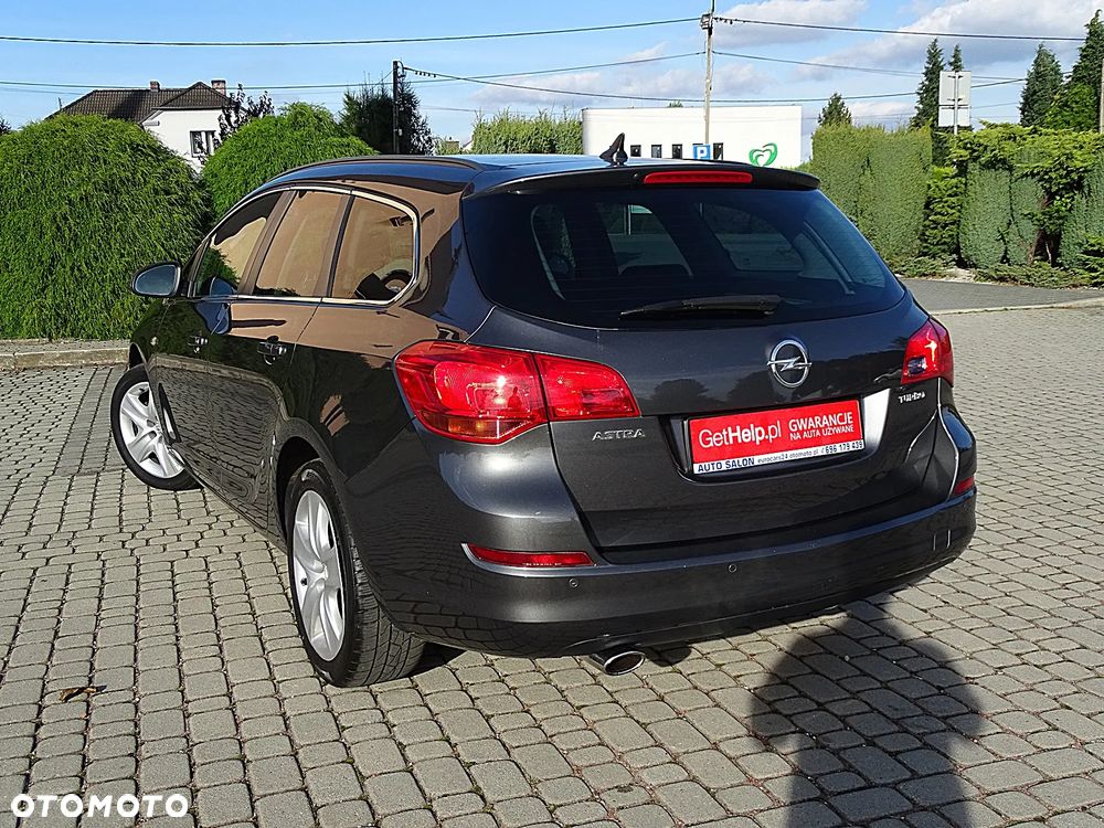 Opel Astra 1.4 Turbo Cosmo - 32