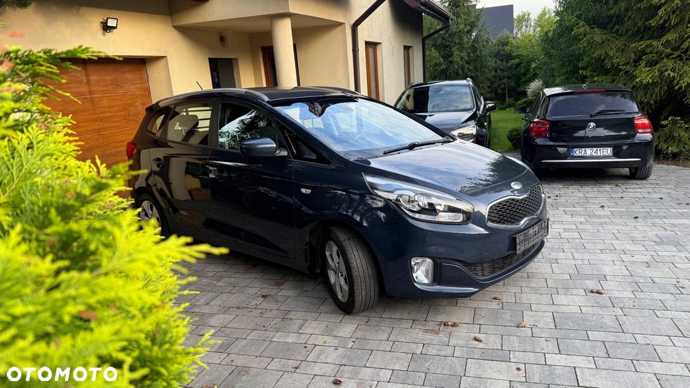 Kia Carens 1.6 GDI Dream Team Edition - 6
