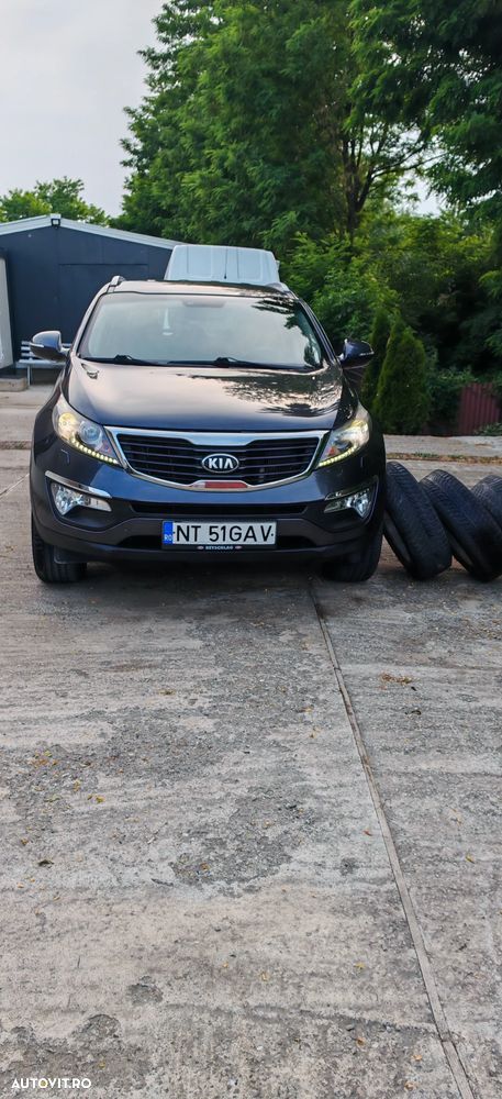 Utilizat Kia Sportage 2013 - 8 000 EUR, 247 900 km - Autovit.ro