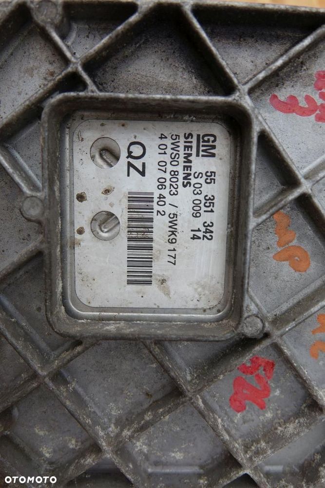 STEROWNIK SILNIKA ECU KOMPUTER  OPEL VECTRA C 2.2 16V  55351342 - 3