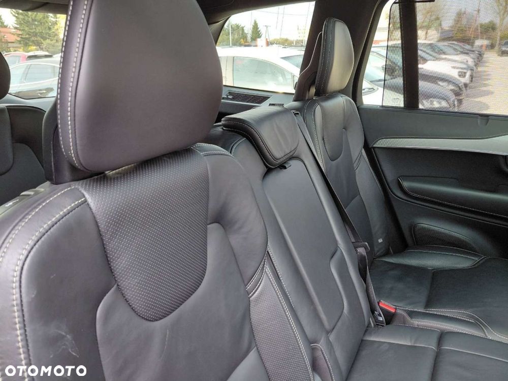 Volvo XC 90 - 24