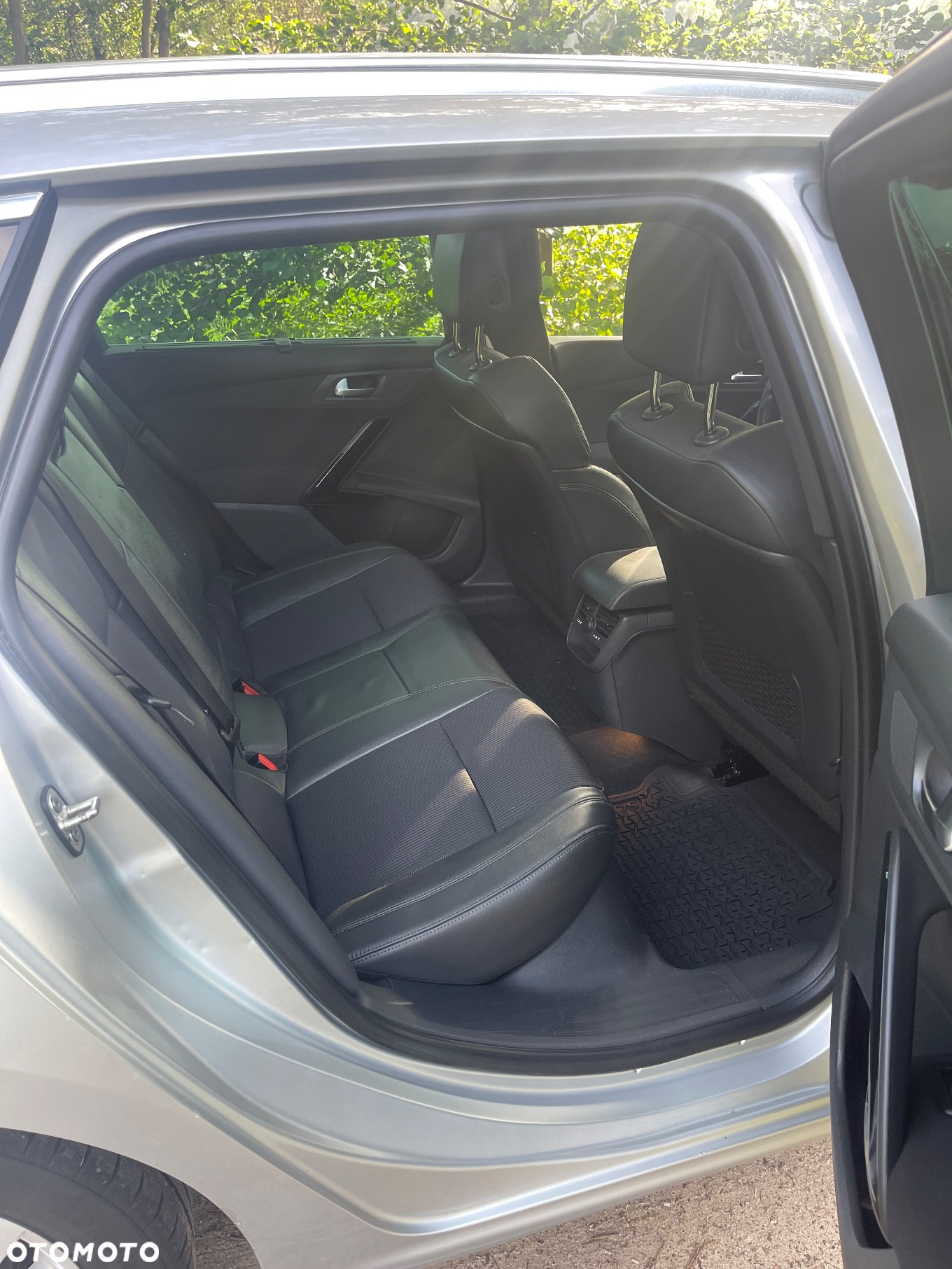 Peugeot 508 SW e-HDi FAP 115 EGS6 Active - 18