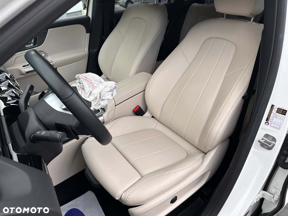 Mercedes-Benz GLA 250 4Matic 8G-DCT EDITION 2022 - 7