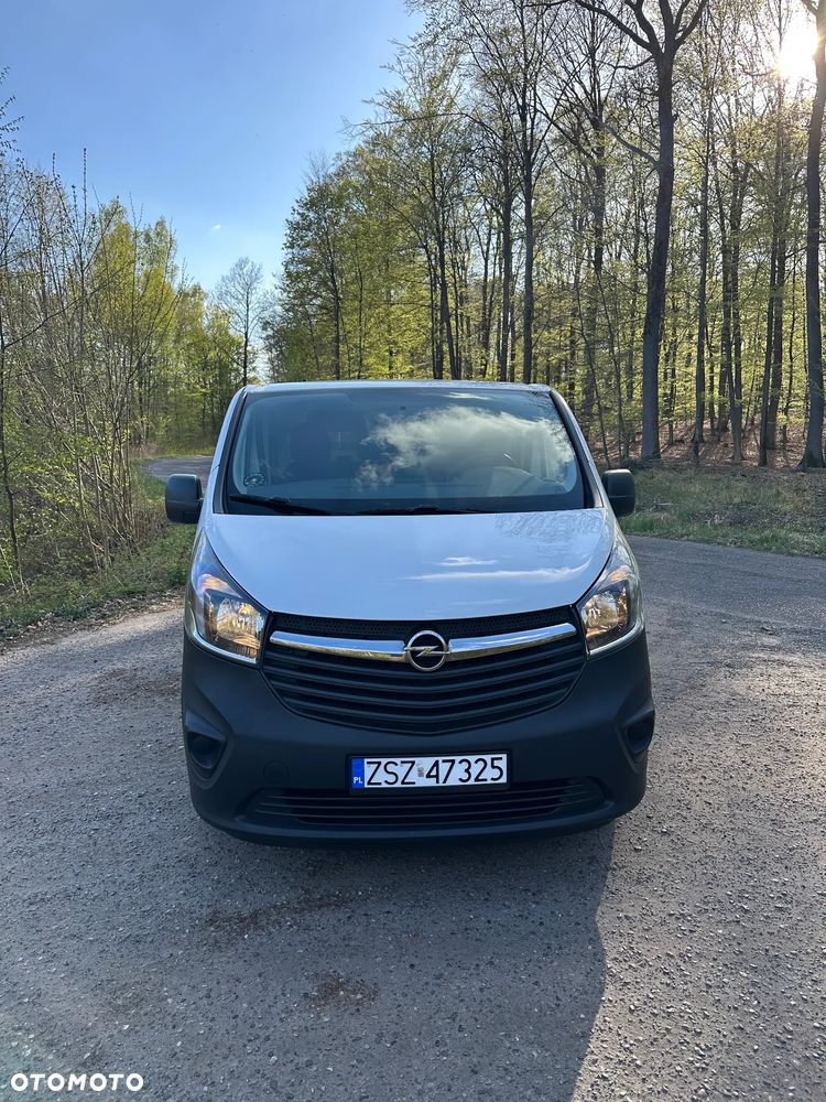 Opel Vivaro - 8