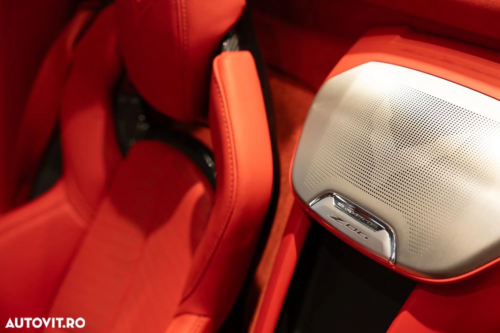 Chevrolet Corvette - 7