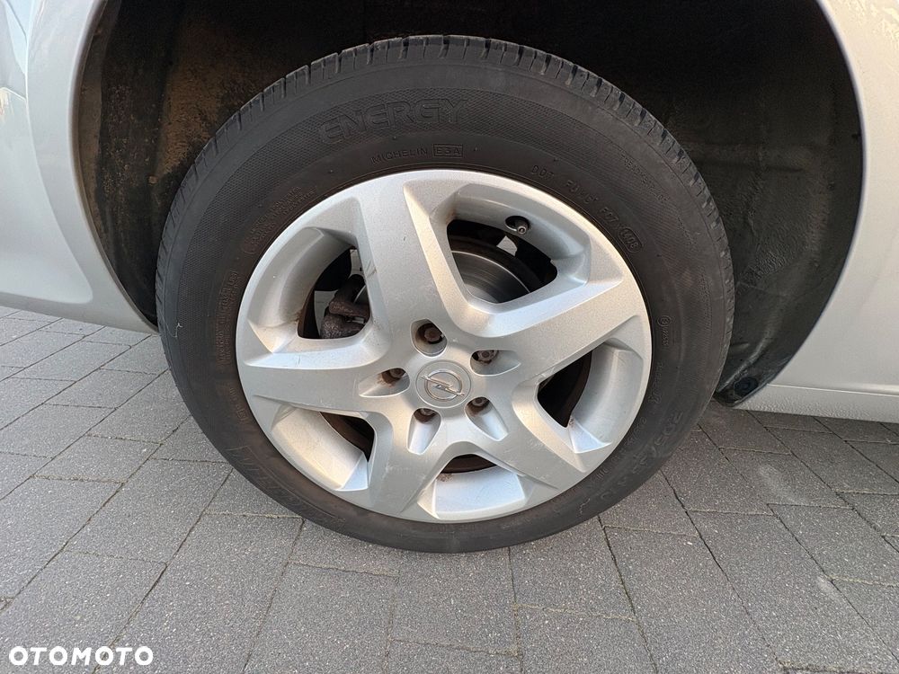 Opel Astra 1.4 Caravan Enjoy - 28