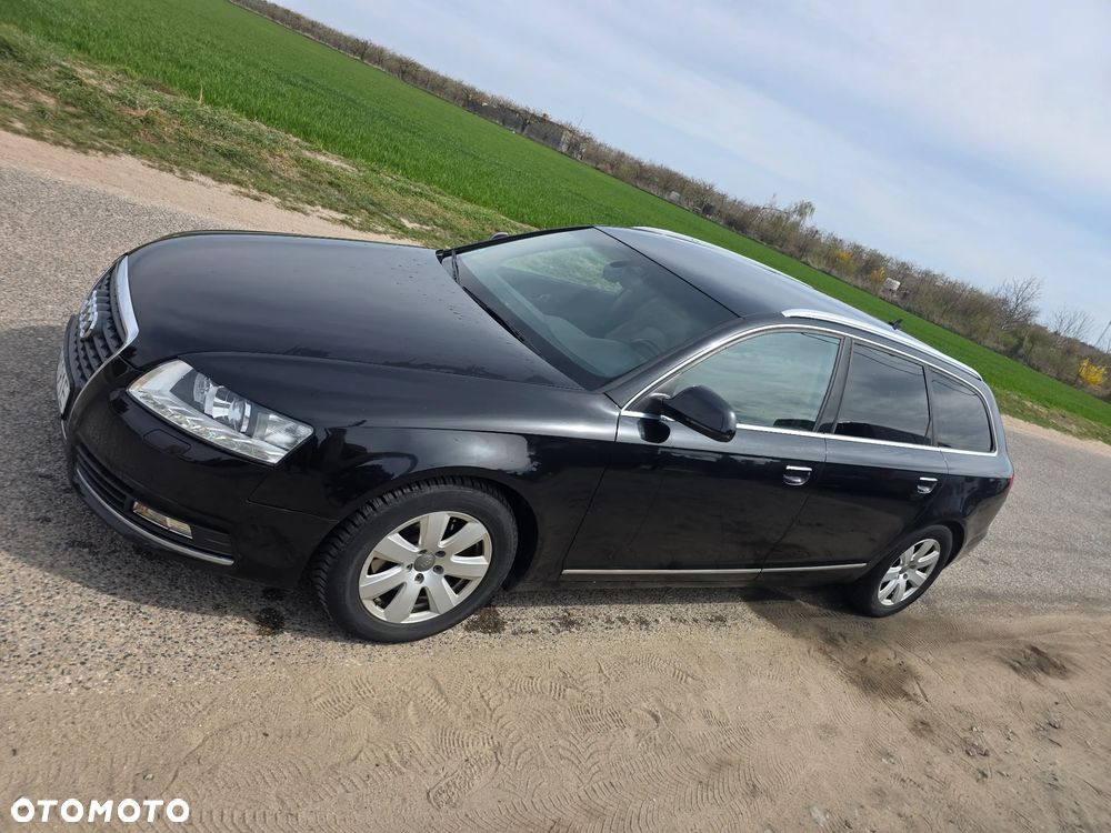 Audi A6 Avant - 1