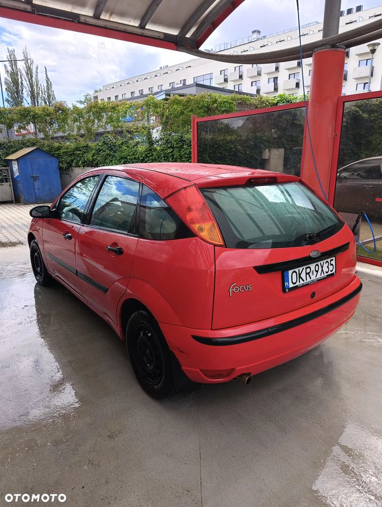 Ford Focus 1.6 Comfort X / 100 - 2