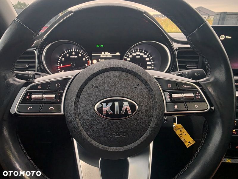 Kia XCeed - 17