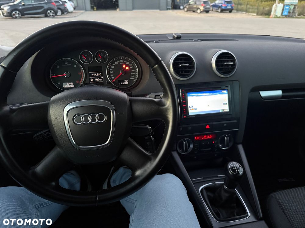 Audi A3 Sportback 1.6 TDI Attraction - 16