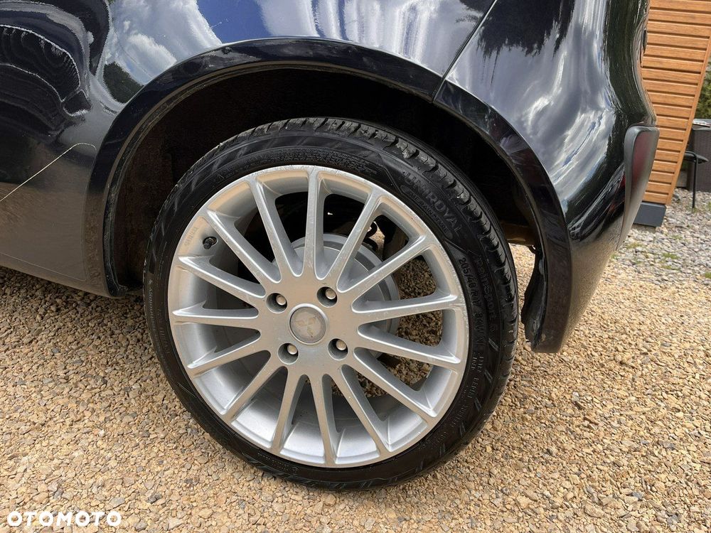 Mitsubishi Colt - 11