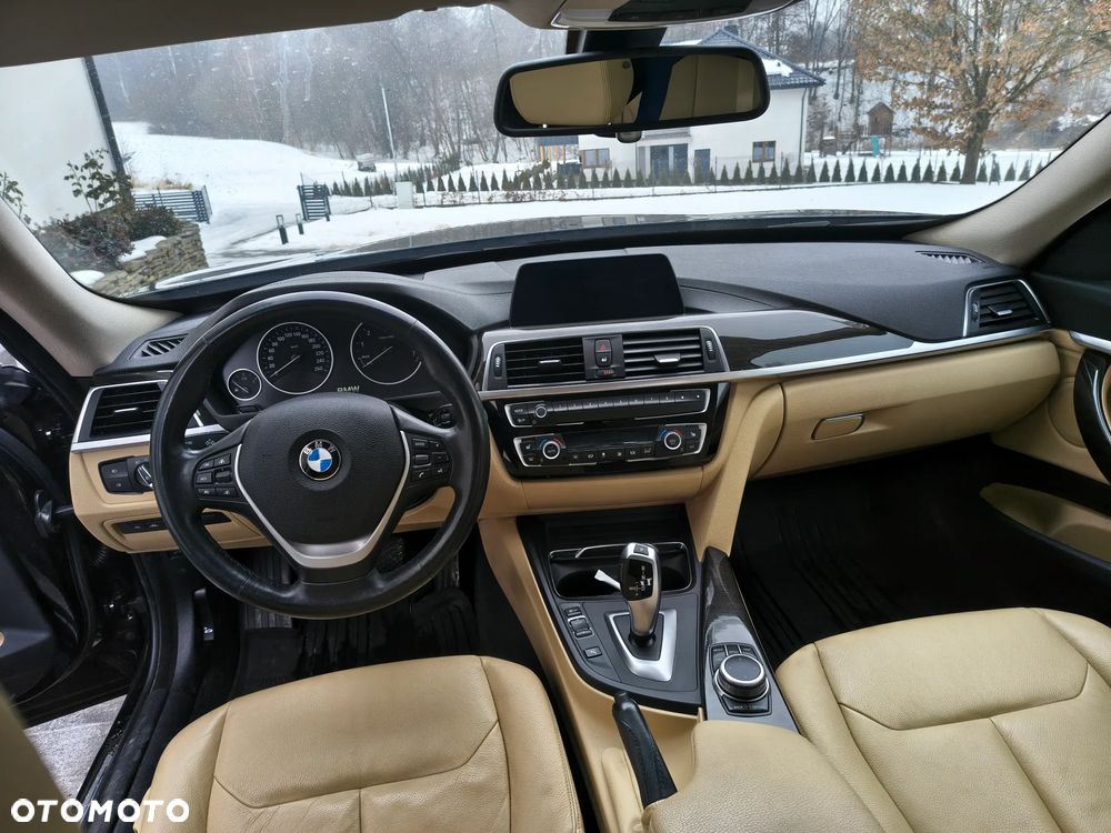 BMW 3GT 330i xDrive Luxury Line - 10
