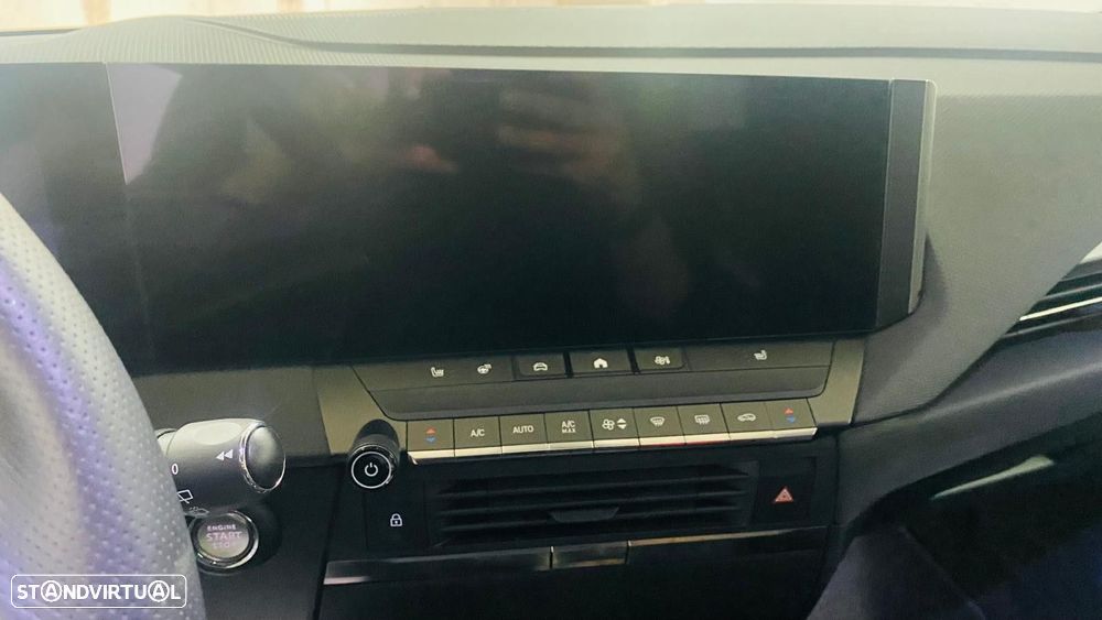 Opel Astra 1.2 T GS - 15