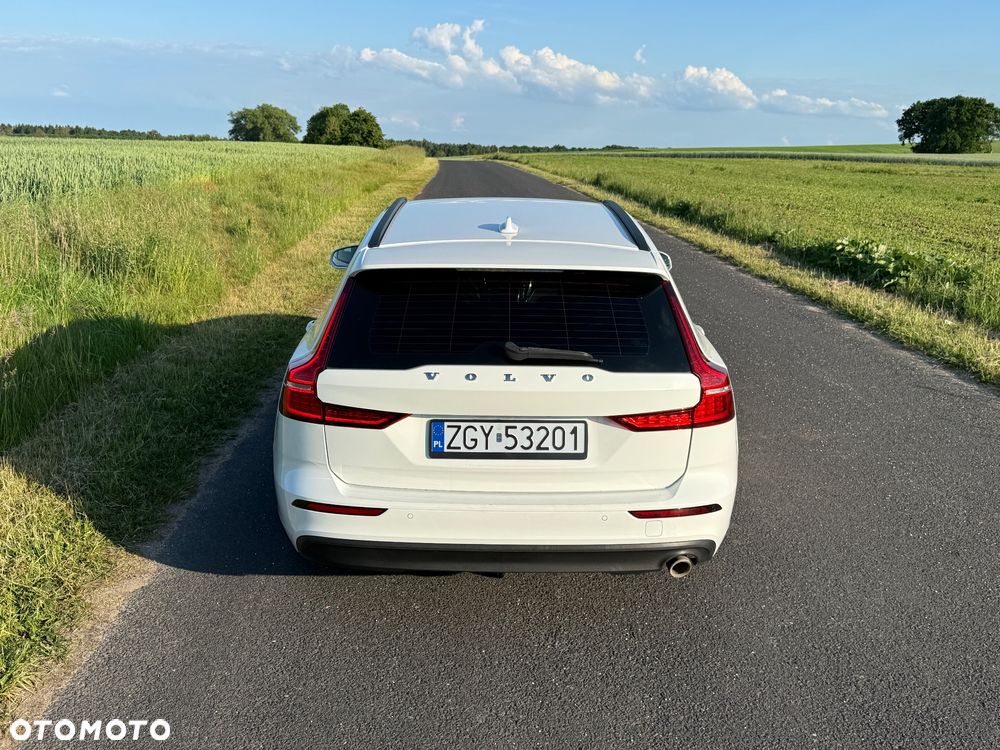 Volvo V60 D3 Momentum Pro - 10