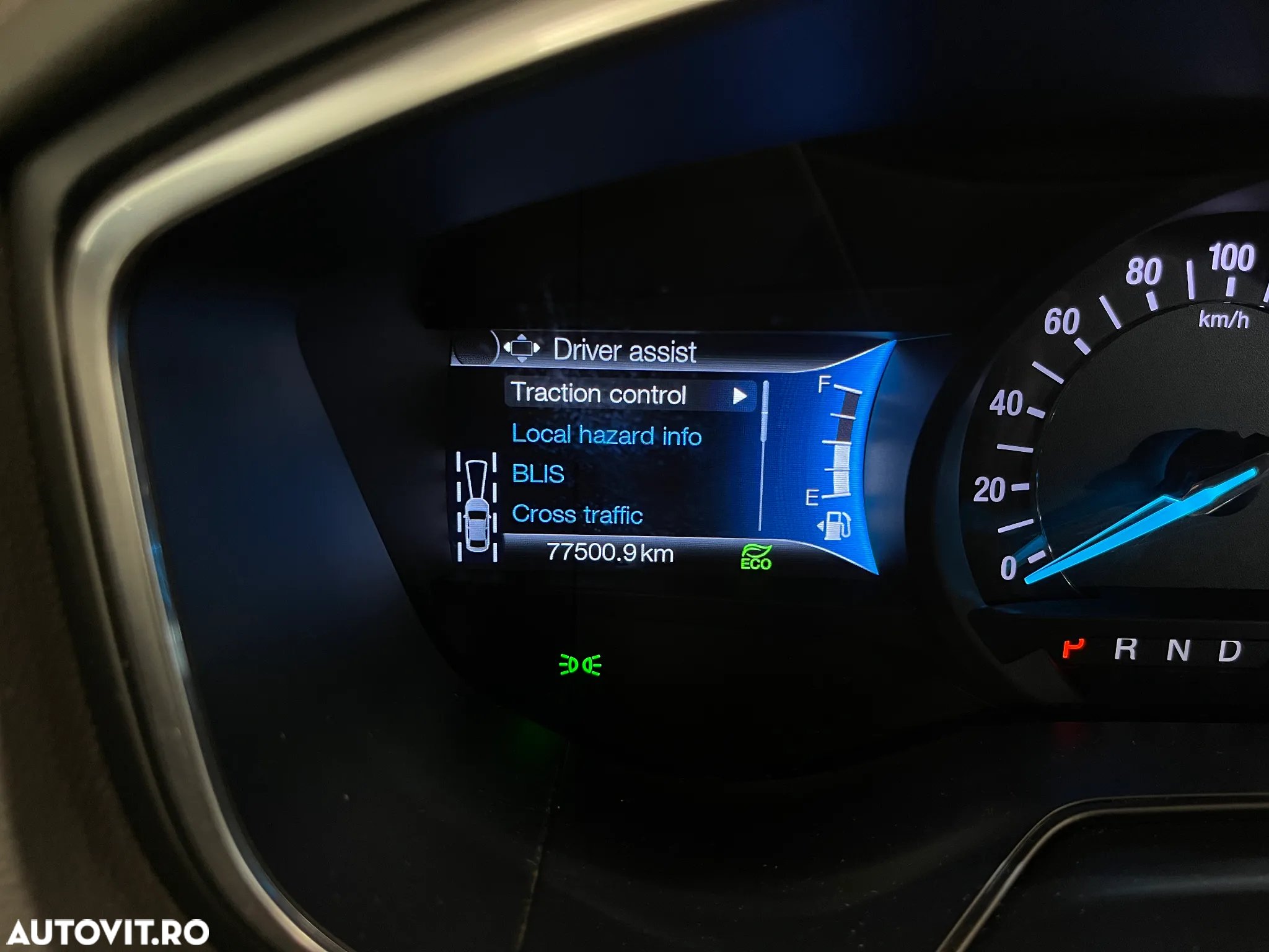 Ford Mondeo 2.0 HEV Titanium - 25