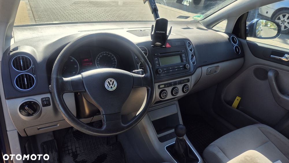 Volkswagen Golf Plus - 4