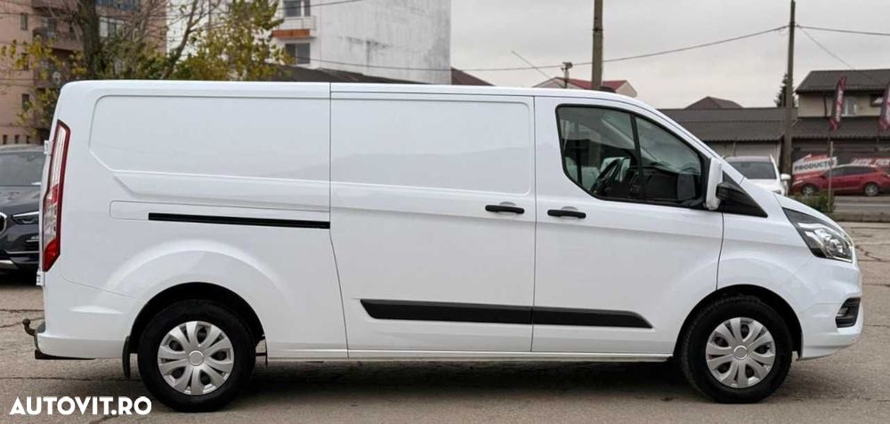 Ford TRANSIT CUSTOM - 10