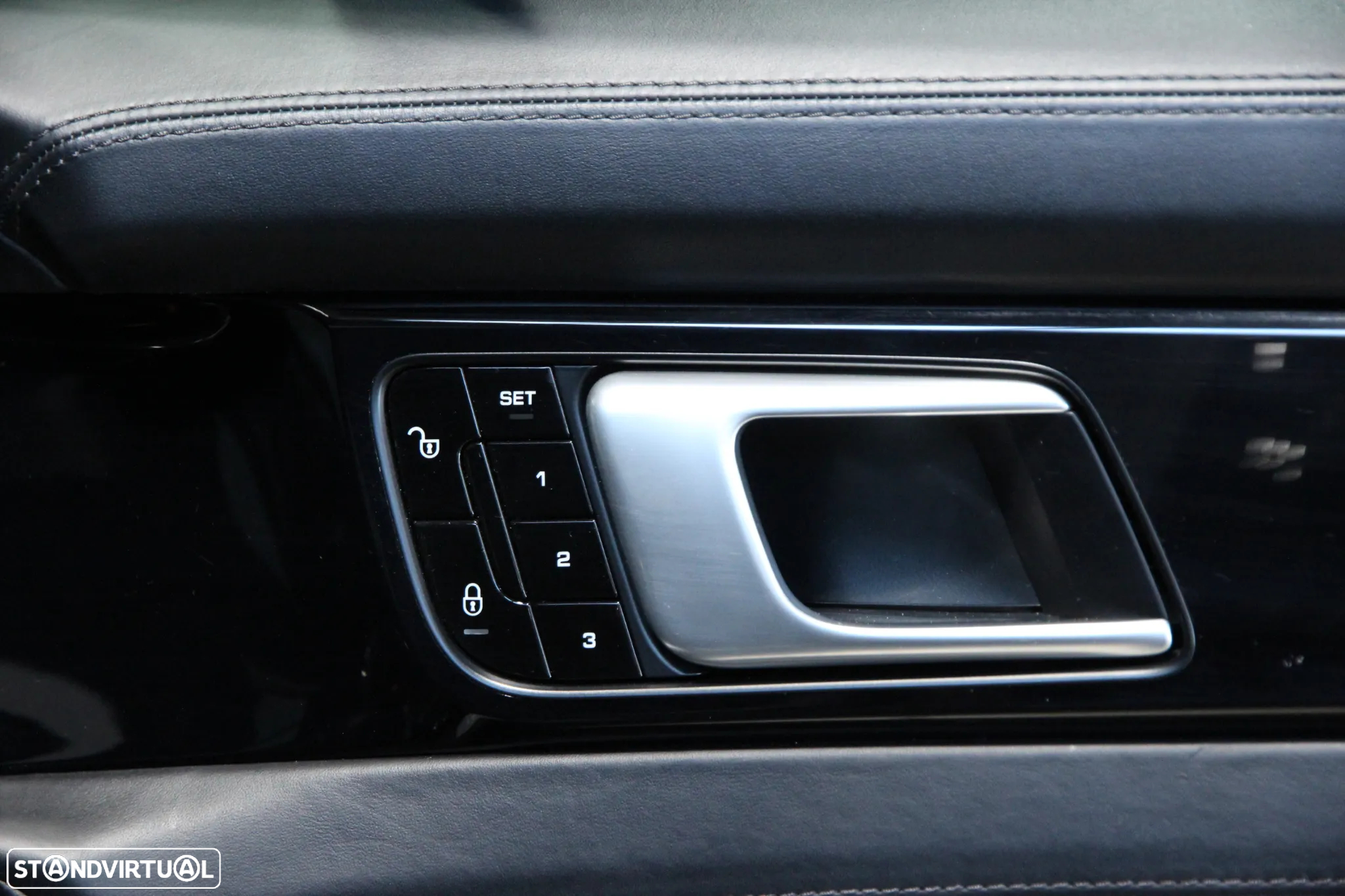 Porsche Panamera 4 E-Hybrid Executive - 9