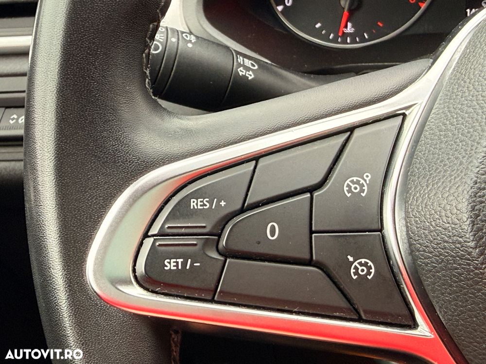 Renault Captur BLUE dCi 115 BUSINESS EDITION - 20