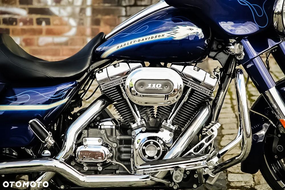 Harley-Davidson Touring Street Glide - 8