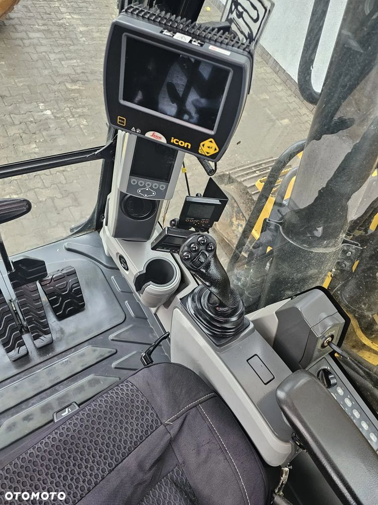 Caterpillar 325FLCR - 8