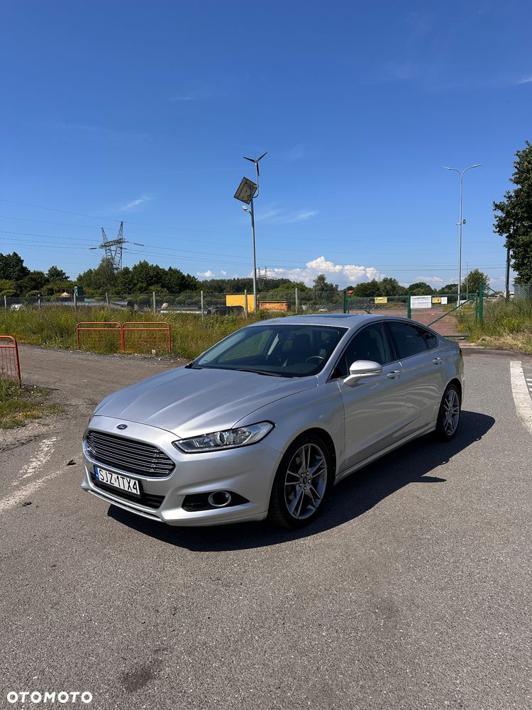 Ford Fusion - 2