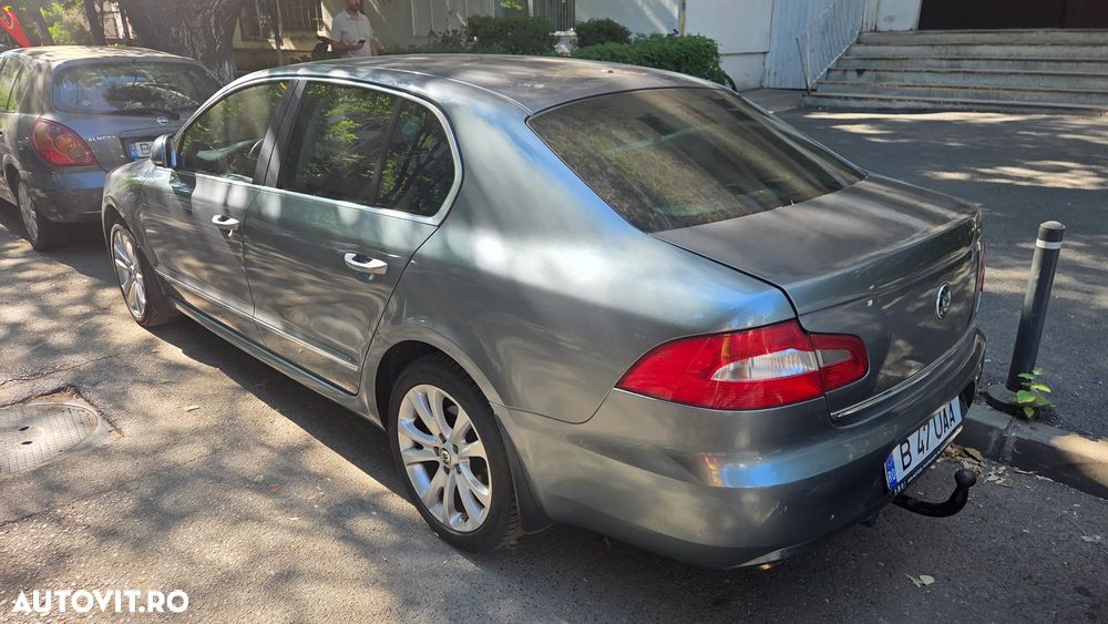 Skoda Superb 2.0 TDI Elegance 4x4 - 9