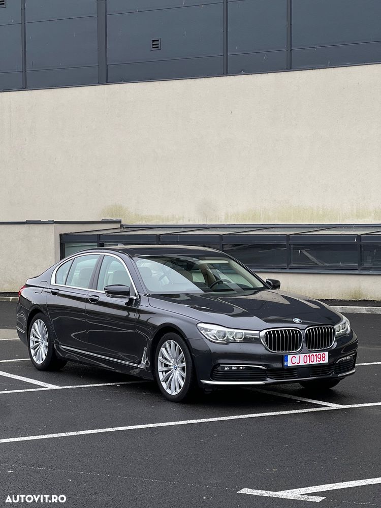 BMW Seria 7 730d - 22