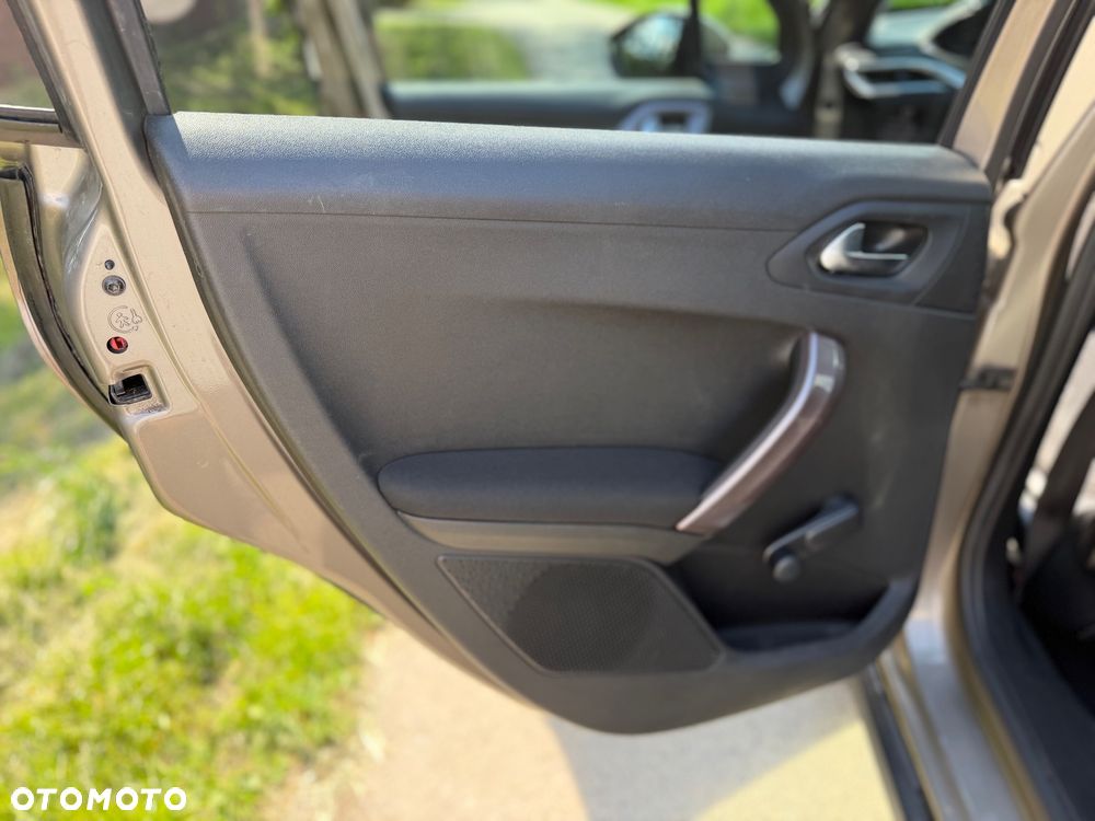 Peugeot 2008 PureTech 82 Active - 13