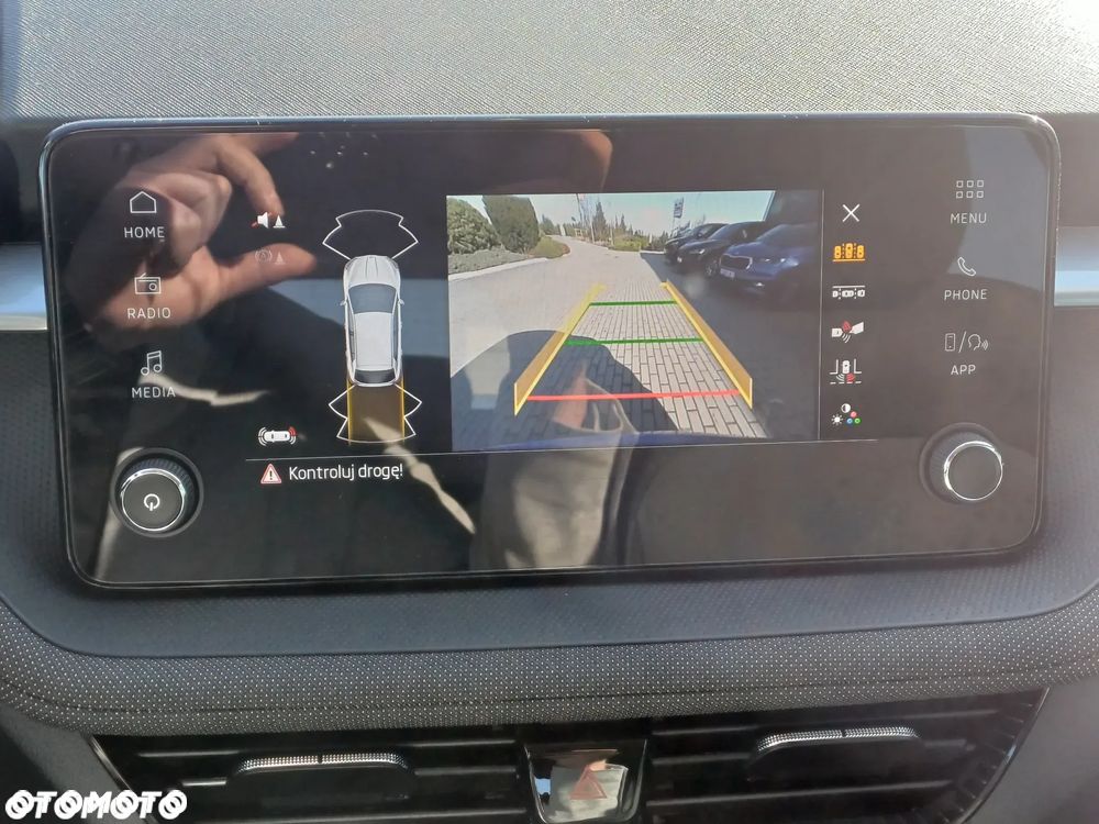 Skoda Fabia 1.0 TSI Drive DSG - 21