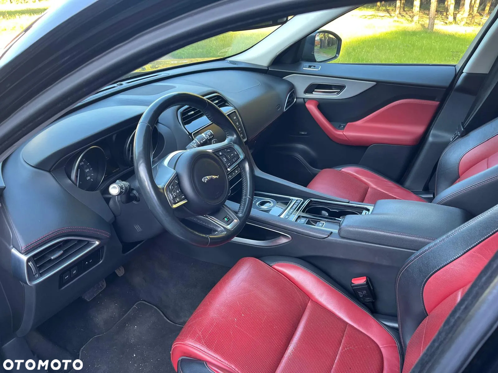 Jaguar F-Pace 30d AWD R-Sport - 7