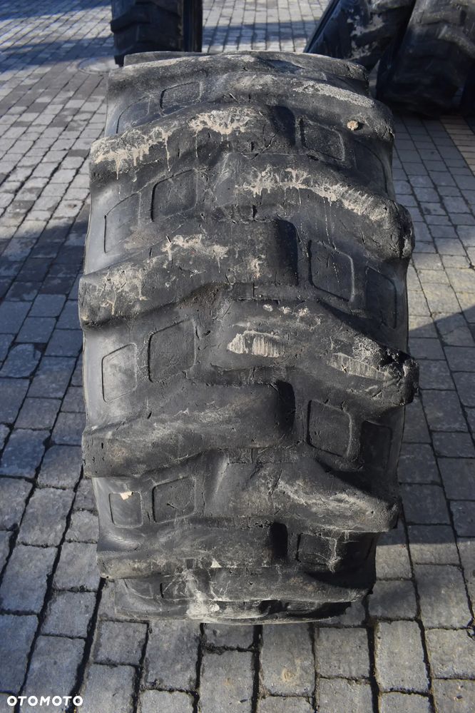 Opona/ opony 17.5 R24 - 10