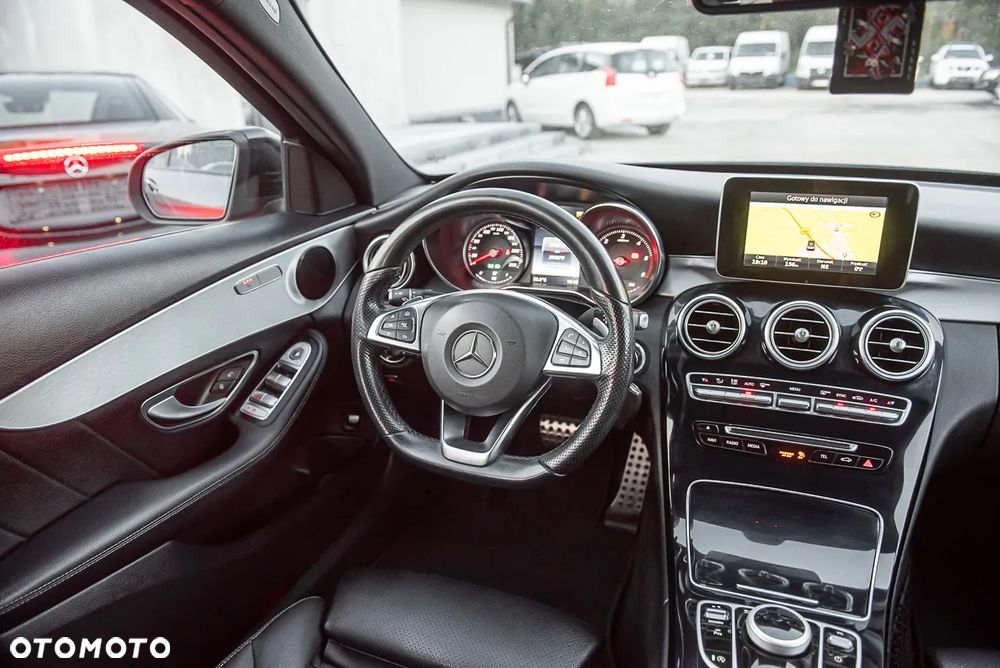 Mercedes-Benz Klasa C 200 d T 7G-TRONIC AMG Line - 30
